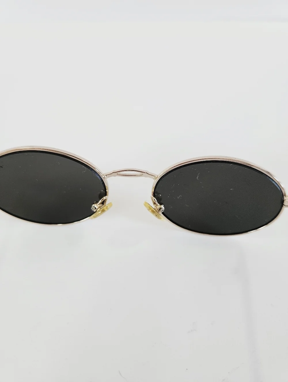 Vintage Minimalist Gold Metal Frame Tortoise Shell Oval Black Tint Sunglasses